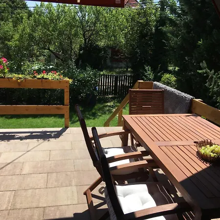 Wooden Prémium Jacuzzival Appartement