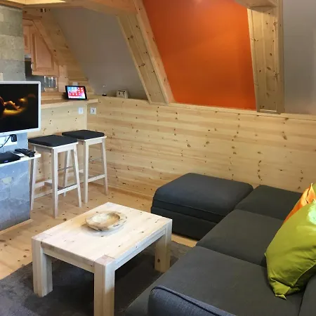 Wooden Prémium Jacuzzival Alsóörs